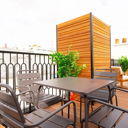 Louvre Saint Honore Apartment Paris