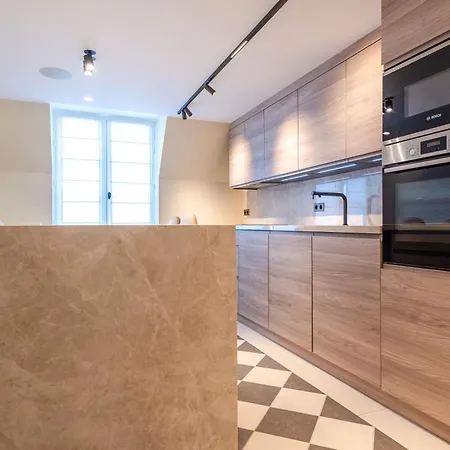 Apartment Louvre Saint Honore Paris
