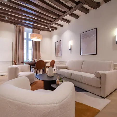 Apartment Louvre Saint Honore *